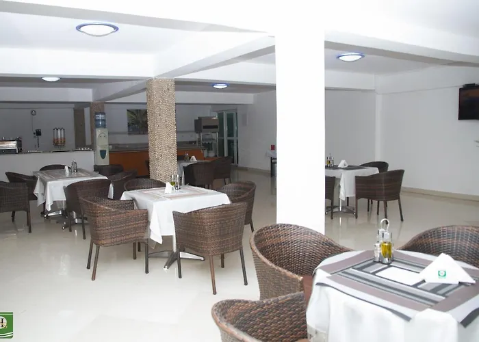 Hotel Wimbi Sun