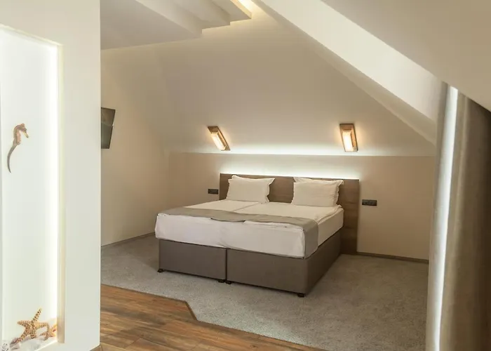 Hugo Hotel