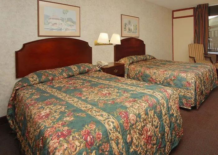 Carefree Inn Martinsburg Charles Town