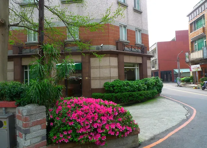 Hara Zuru Hotel