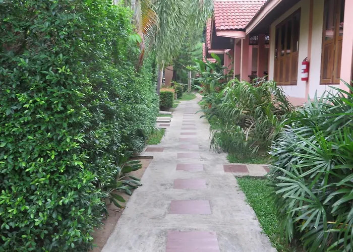 Tandt House