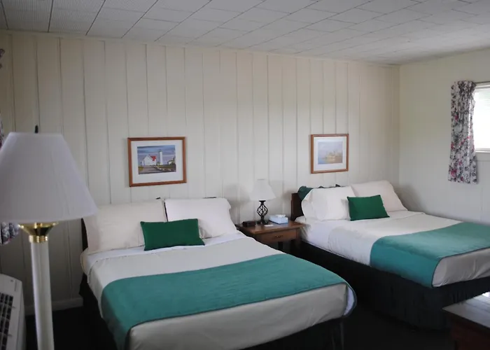 Rock Ledge Motel Alexandria Bay