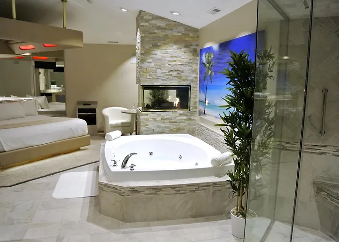 Sybaris Pool Suites Frankfort - Adults Only