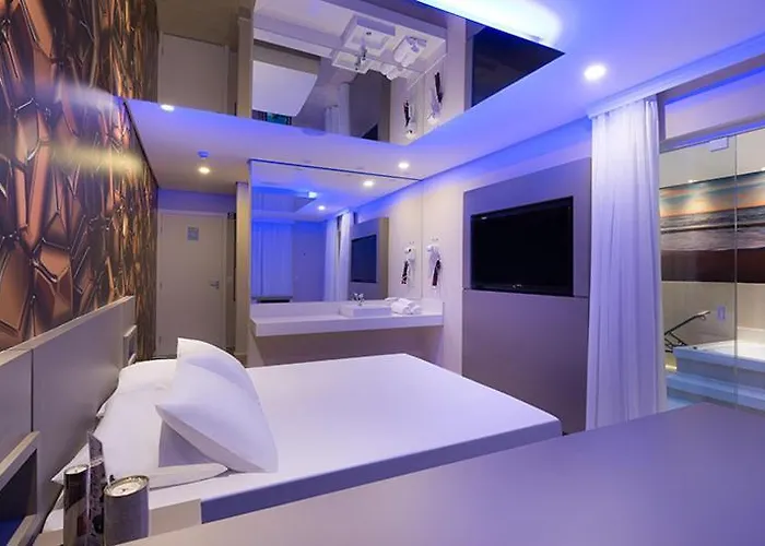 Azure Motel (Adults Only)