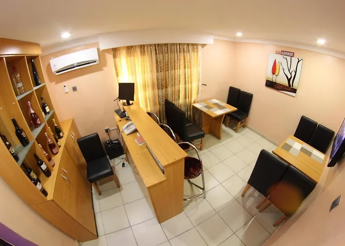 Celia'S Suites