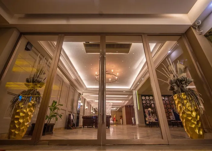 Hotel Castle Salam