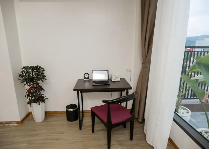 Max Boutique Hotel