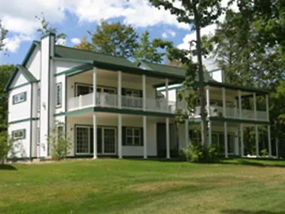 Chief Golf Cottages