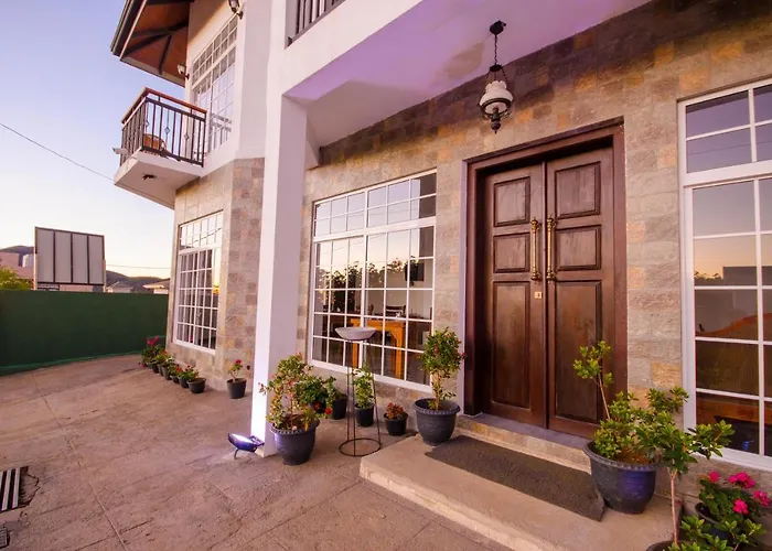 Misthill Rest - Lavish Villa