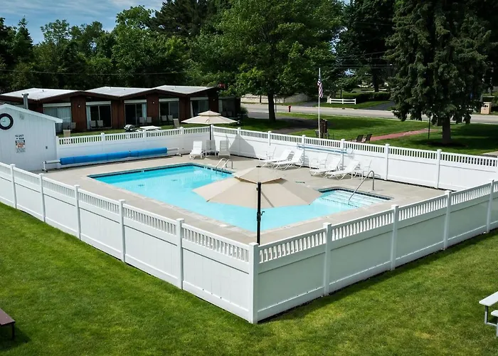 Nader'S Motel & Suites