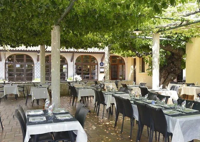 Hotel Restaurant Les Stalagmites