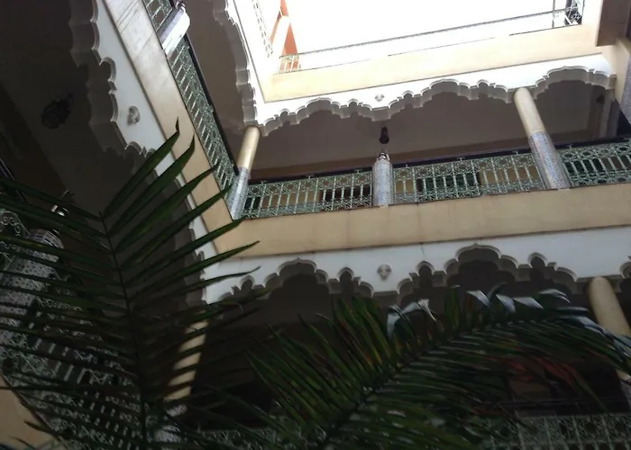 Hotel Faouzi
