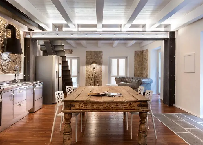Cagliari Marina Harbour Guest house&Lounge