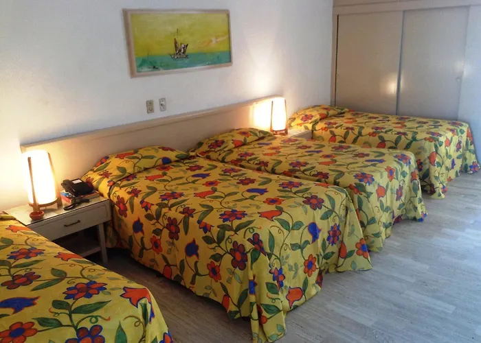 Sands Acapulco Hotel & Bungalows