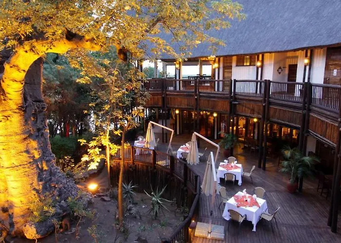 Cresta Mowana Safari Lodge