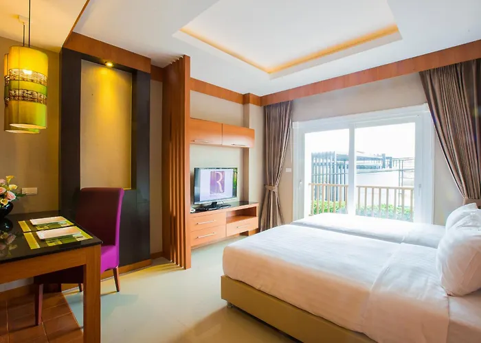 Romantic Khon Kaen Hotel