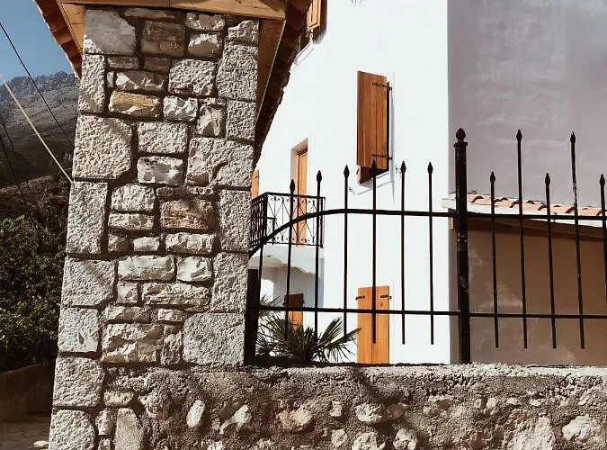 Old Town Hotel Dhermi