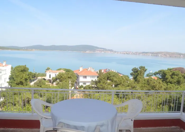 Tunc Hotel
