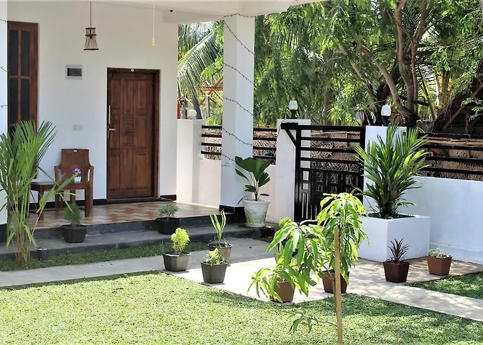 Marine Bay Hotel Arugam Bay