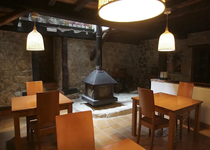 Hotel Rural Llerau