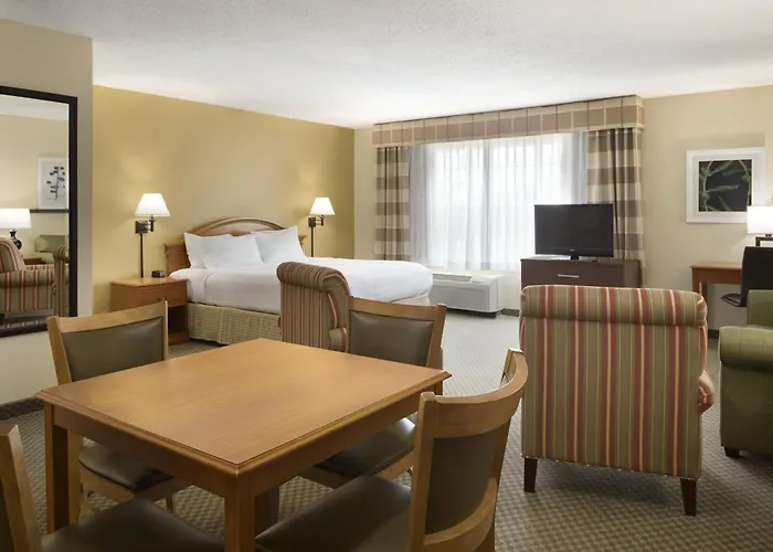 Country Inn & Suites By Radisson, Grinnell, Ia