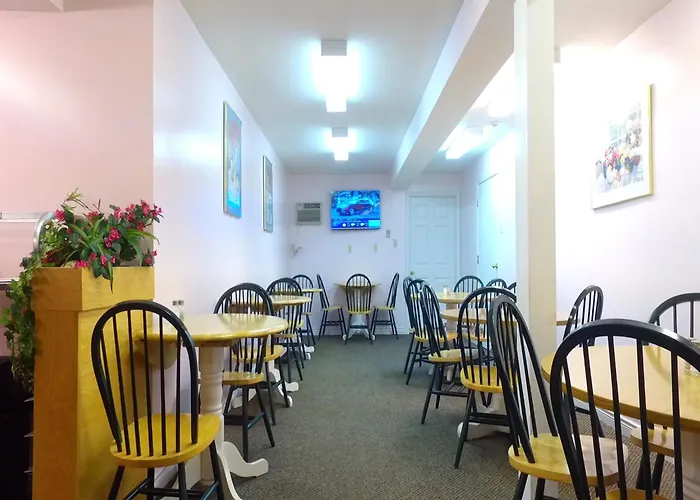 Econo Lodge Inn&Suites