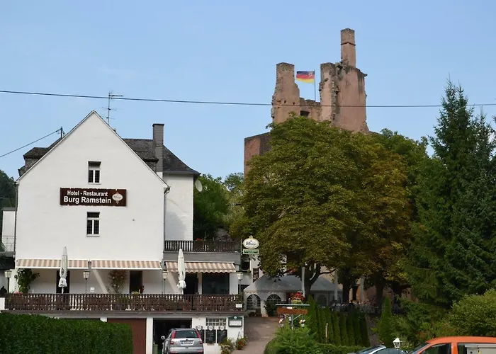 Hotel-Restaurant Burg-Ramstein