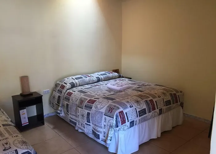 La Tribu Del Indio, Desayuno Incluido