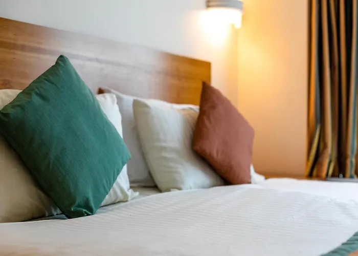 Sefton Express Hotel