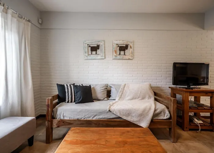Valeria House Rental Suites