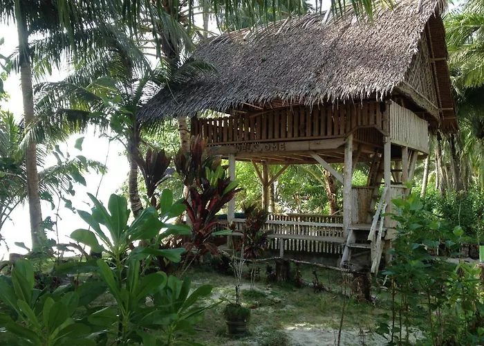 Masokut Surf Camp Siberut E"Bay 1 Minute Walking Beng-Beng 5 Minute Walking,Pitstop 10 Minute Walking Nipussy 1 Hour Walking Short Walking Only Minute Distances From Our Place