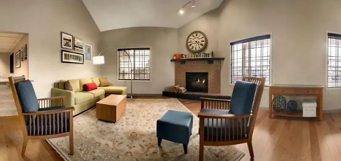 Country Inn & Suites By Radisson, Grand Rapids, Mn