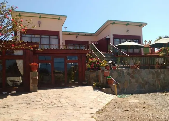 Hotel Y Cabanas La Rosa Nautica
