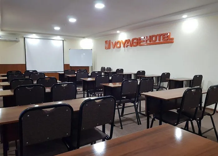 Voyage Hotel