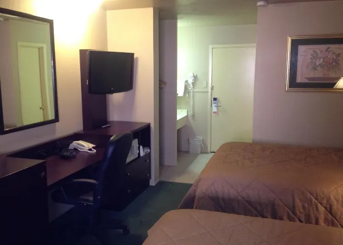 Colonial Inn Monahans Tx