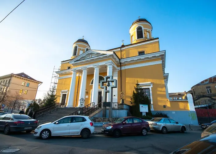 Kyiv Center Smart Apartments