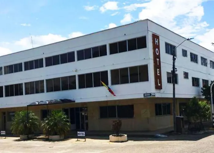 Hotel Mall Santana Del Río