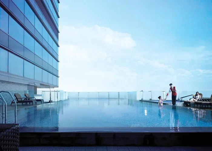 Starworld Hotel
