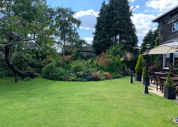 Dimple Well Lodge Hotel