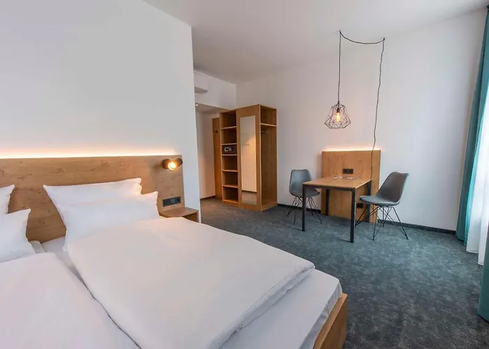 JaHotel
